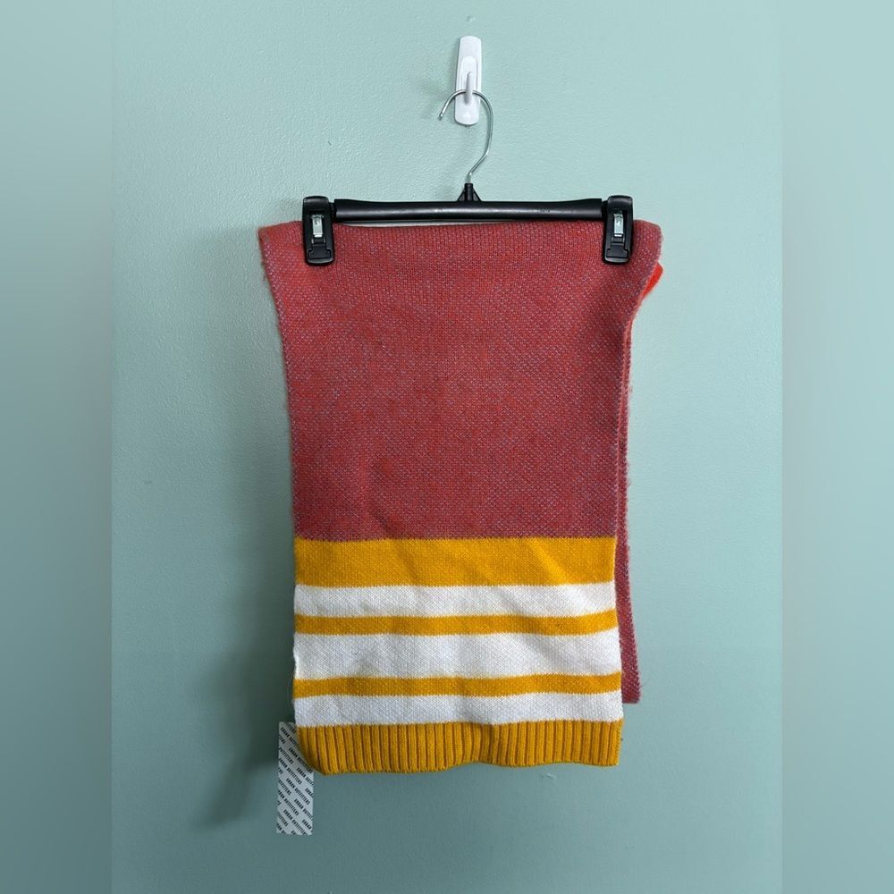 NWT Urban Outfitters Sporty Ski Reversible Orange White Winter Ski Scarf